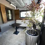 Hotel B 3*