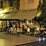 B Saint-Tropez