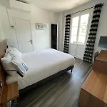 B Hotel Saint-Tropez