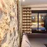 B 3* سان تروبيه