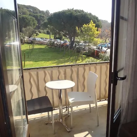 B 3* Saint-Tropez