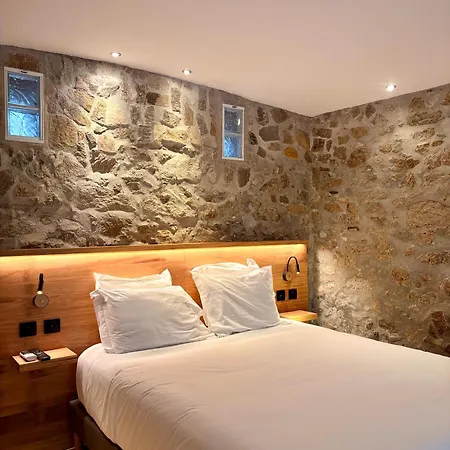 Otel B 3*