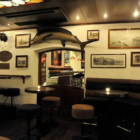 酒店 B洛奇酒店 3*