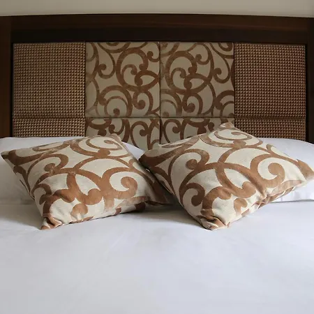 B洛奇酒店 3* 圣特罗佩