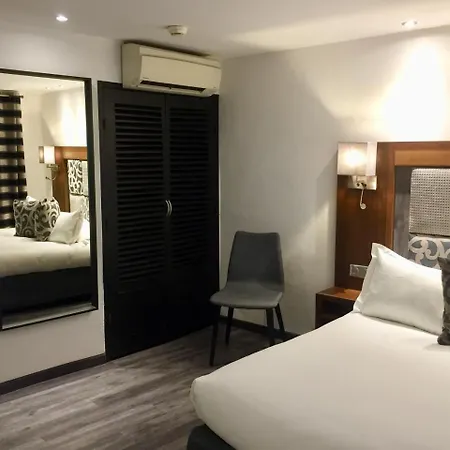 B Hotel Saint-Tropez