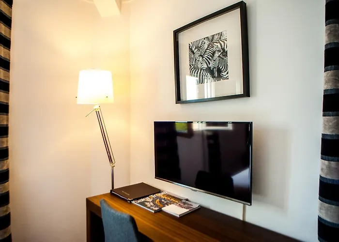 B Hotel Saint-Tropez